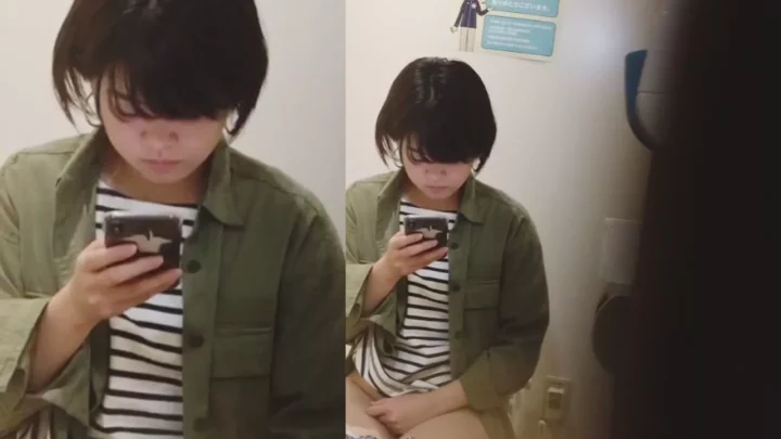 トイレで丸見え！隙だらけの誘惑を激写 のスクリーンショット 2