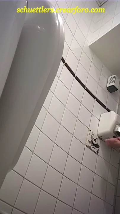 放課後、密室の女子トイレで…禁断の背徳行為 のスクリーンショット 1