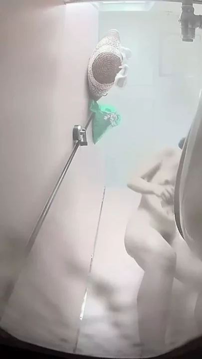 豪華客船の洋式トイレを隠し撮り！潮風香る密室の秘密 のスクリーンショット 2