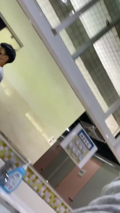 ファストフード店トイレで繰り広げられる密室の情事 のスクリーンショット 2