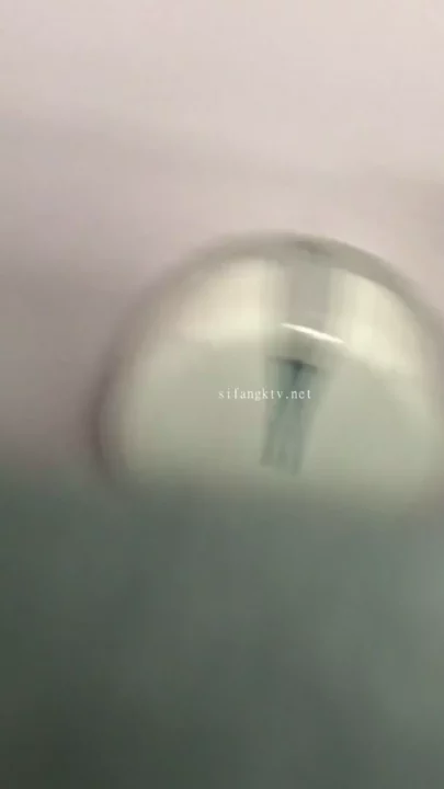 ファストフード店トイレで繰り広げられる密室の情事 のスクリーンショット 4