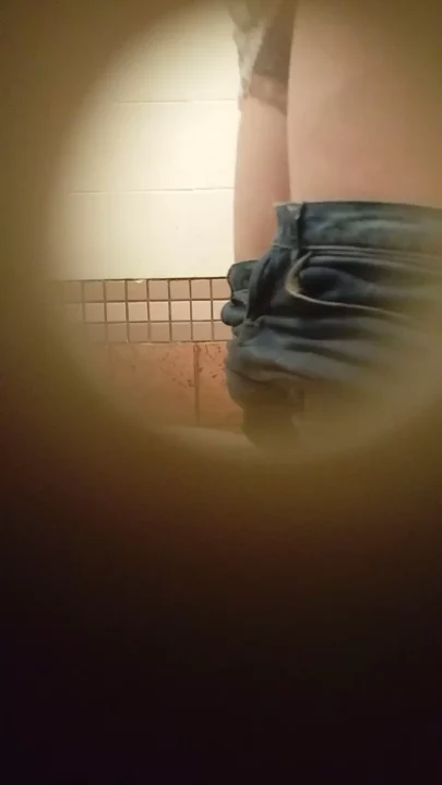 スナックのトイレで…酔った勢いで秘密の情事 のスクリーンショット 4