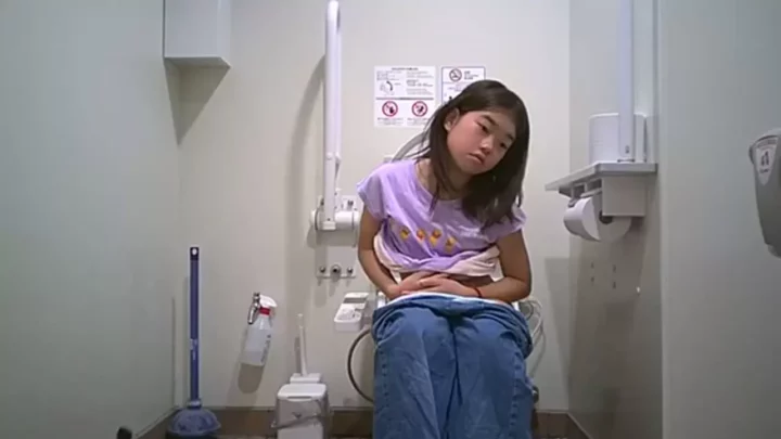 極秘潜入！コロナ禍の美人に迫る隠し撮り のスクリーンショット 6