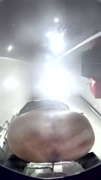 トイレで魅せるキャリアウーマンの秘められた毛 のスクリーンショット 3