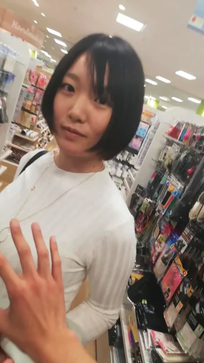 突撃！美人OLに突然の痴漢アタック！隠し撮りスカートの中 のスクリーンショット 8