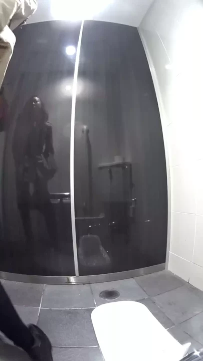 美女だらけの駅トイレで繰り広げられる秘密の快楽！ のスクリーンショット 12