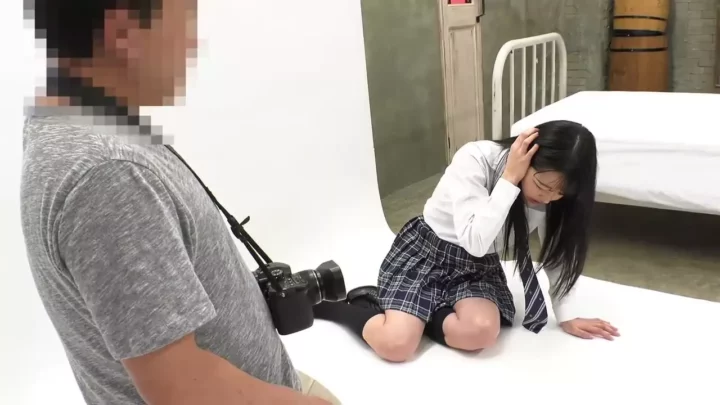 時間停止でいたずら三昧！宮沢ちはるの秘密の快感 のスクリーンショット 2
