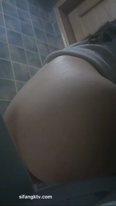 繁華街のショッピングモールで秘密の誘惑… のスクリーンショット 1