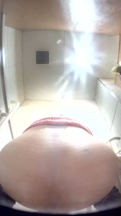 都会の駅で盗撮された美女たち！衝撃のトイレ隠し撮り のスクリーンショット 16