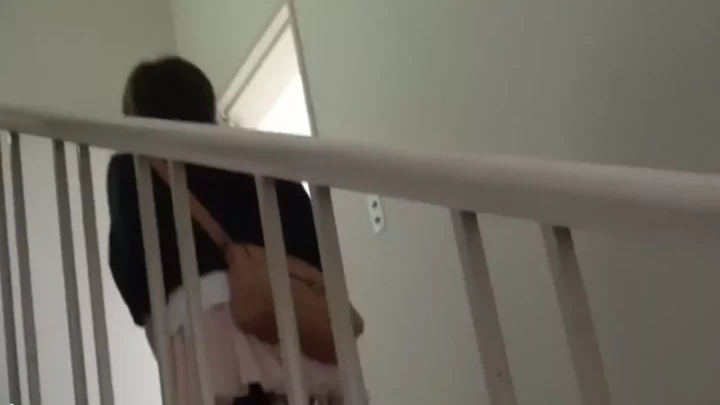 覗き見Gカップ！カフェのトイレで盗撮され続けた女 のスクリーンショット 1