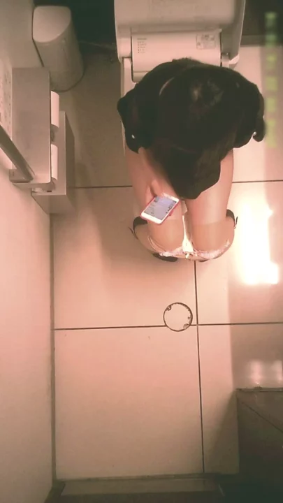 女子トイレ紀行02：隠し撮りされた日常 のスクリーンショット 12