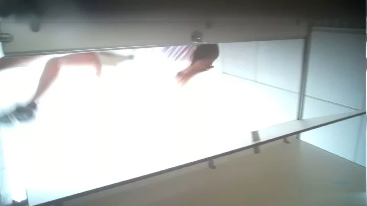 【ガチ撮り】トイレで狙われた女たち30名以上！