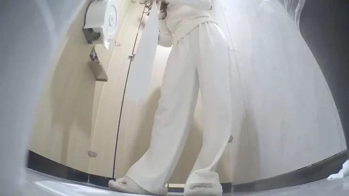 監視カメラが捉えた！中国公衆トイレの密会 のスクリーンショット 8