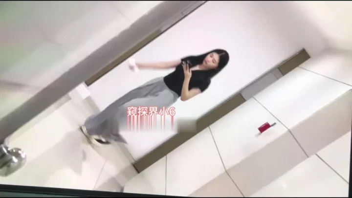 中国のトイレで繰り広げられる密かな覗き見！ のスクリーンショット 9