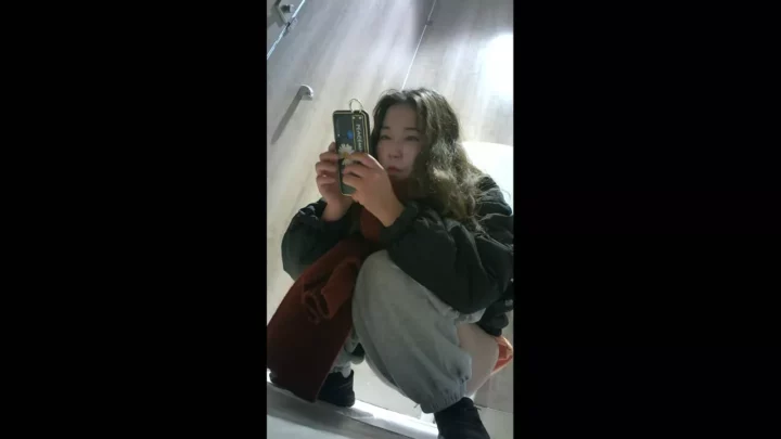 ピザ屋の隠し撮り！女子トイレ盗撮の衝撃