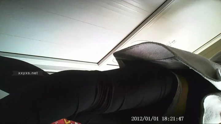 中国のトイレで繰り広げられるハプニング！ のスクリーンショット 9