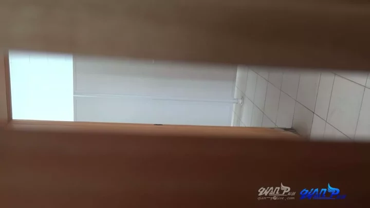 衝撃！中国トイレ盗撮映像集 sifangktv 939-941 のスクリーンショット 5