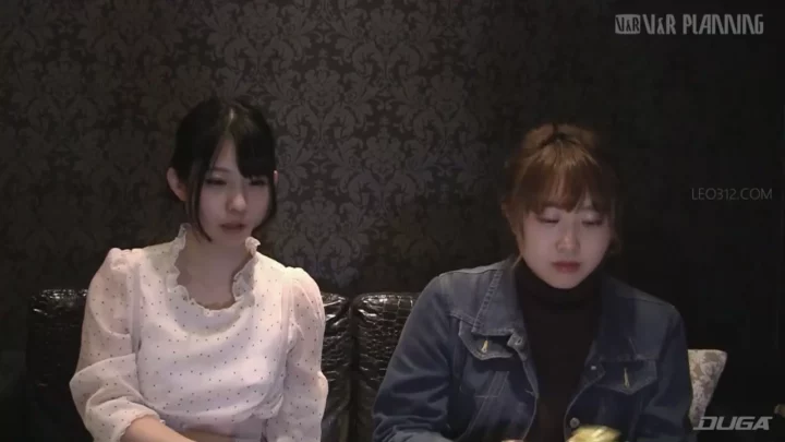 前田真子と胡桃りな、衝撃のうんちペイント！ のスクリーンショット 2