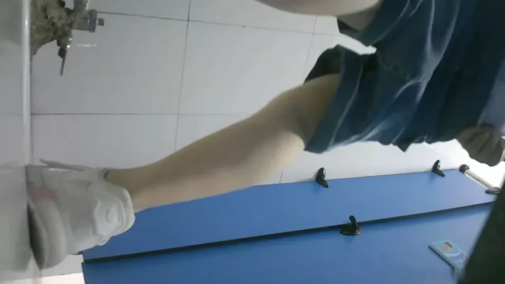 欲望の盗撮劇！中国トイレ隠し撮り秘録 のスクリーンショット 8
