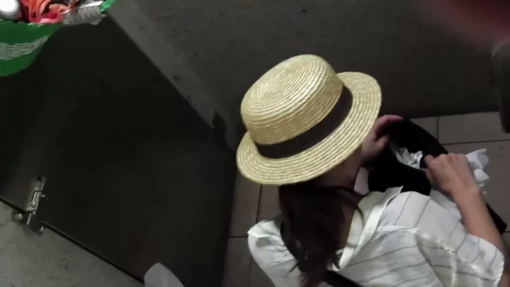 女子大生が続々…中国の学園トイレ盗撮 のスクリーンショット 1