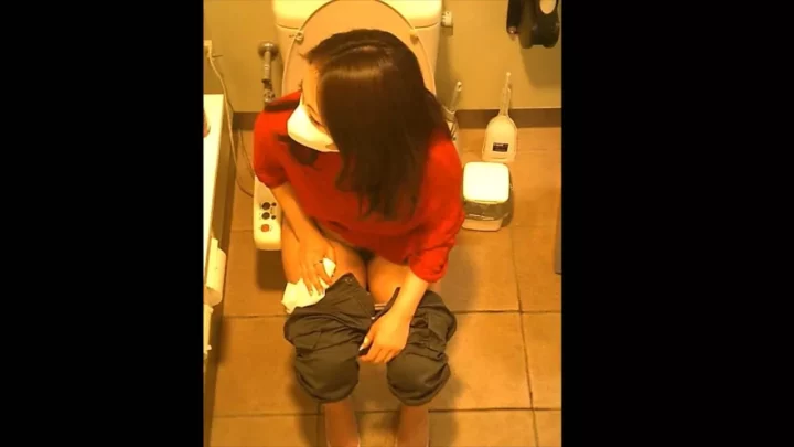 女子大生が続々…中国の学園トイレ盗撮 のスクリーンショット 11