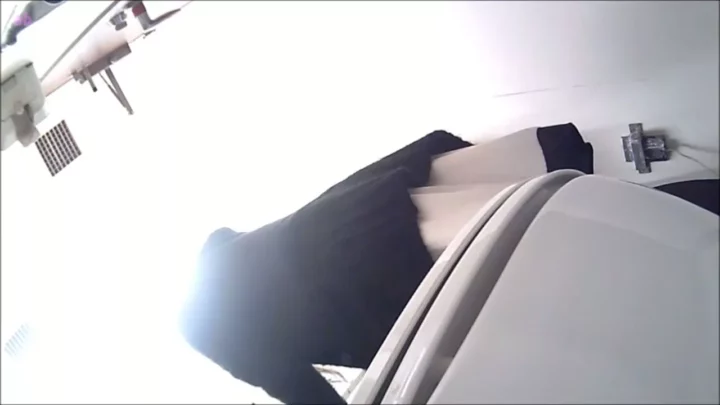 トイレ盗撮！アブノーマル男子の秘密を覗き見