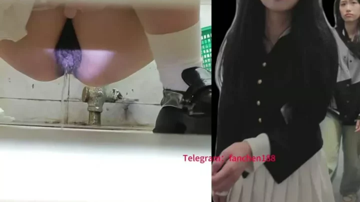 中国の公衆トイレで盗撮！衝撃の密着盗撮映像