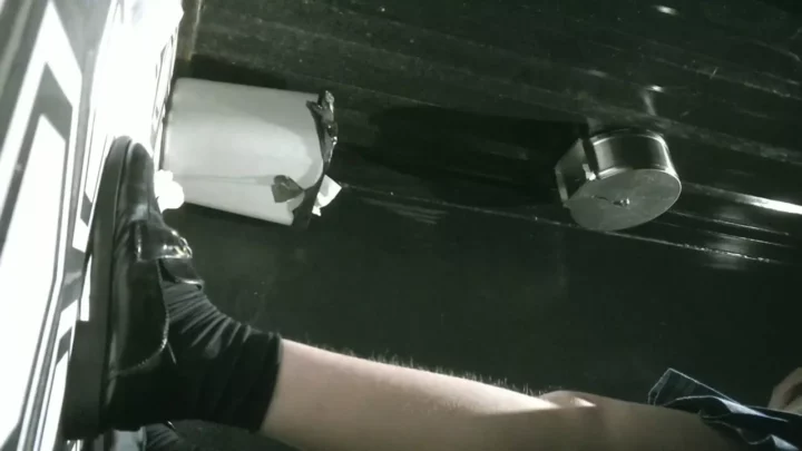中国トイレ盗撮：密室で繰り広げられる秘密の覗き見