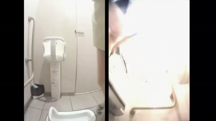 和式トイレの美人を激写！隠し撮り覗き見 のスクリーンショット 16