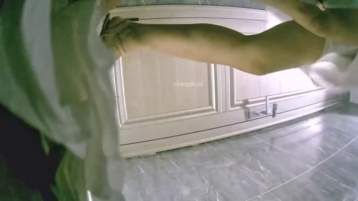 中国の隠し撮り！トイレの秘密が暴かれる高画質映像 のスクリーンショット 8