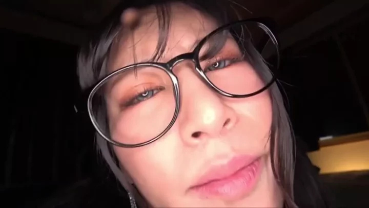 ドM絶頂！男根潮吹き女子が魅せるAVデビュー のスクリーンショット 4