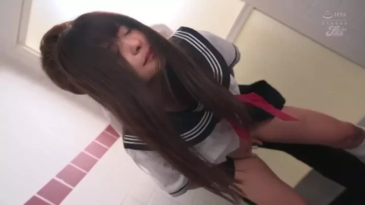 制服美少女が乱れ撃ち！似鳥日菜と美澄玲衣の限界プレイ のスクリーンショット 2