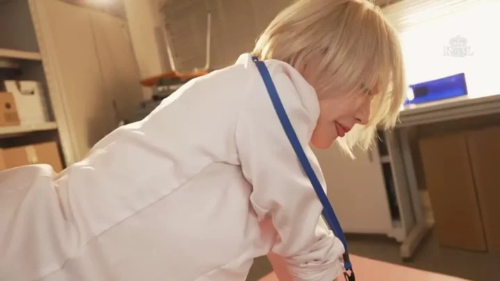 高圧的な女上司の秘密：破滅願望と背徳の快感 のスクリーンショット 2