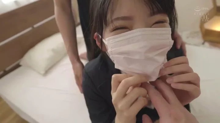 肛門絶頂の快感に溺れる！身バレ覚悟の初アナルAV のスクリーンショット 1