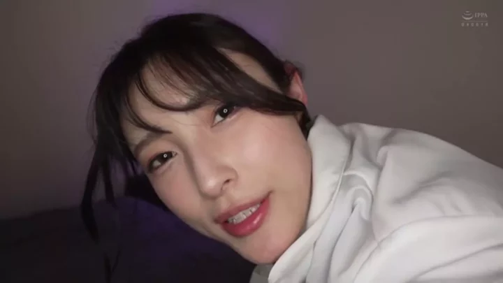 巨尻お姉さんの誘惑に悶える!IRISの悩殺テクニック