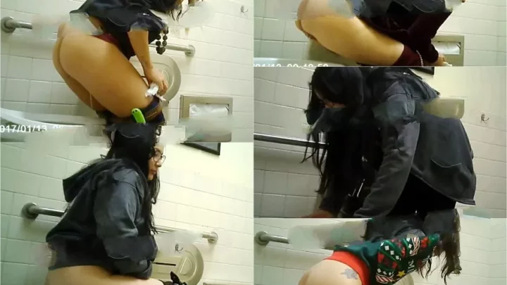 覗き見！ジョーのトイレで繰り広げられる秘密の時間