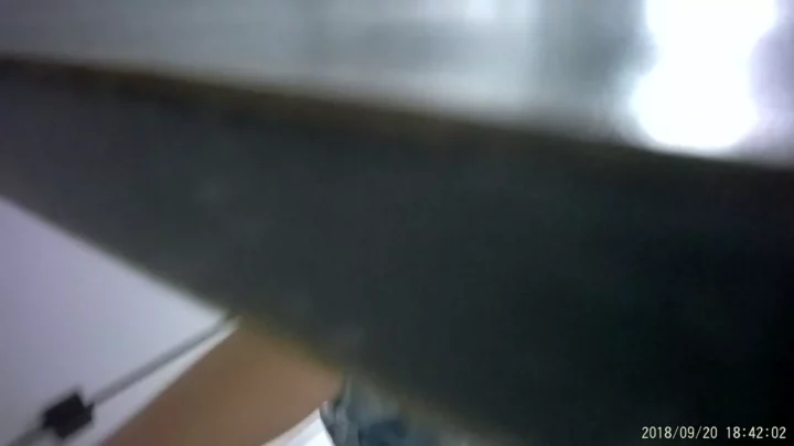 Screenshot 3 from 隠し撮り！トイレで見つめ合う視線、美少女の困惑