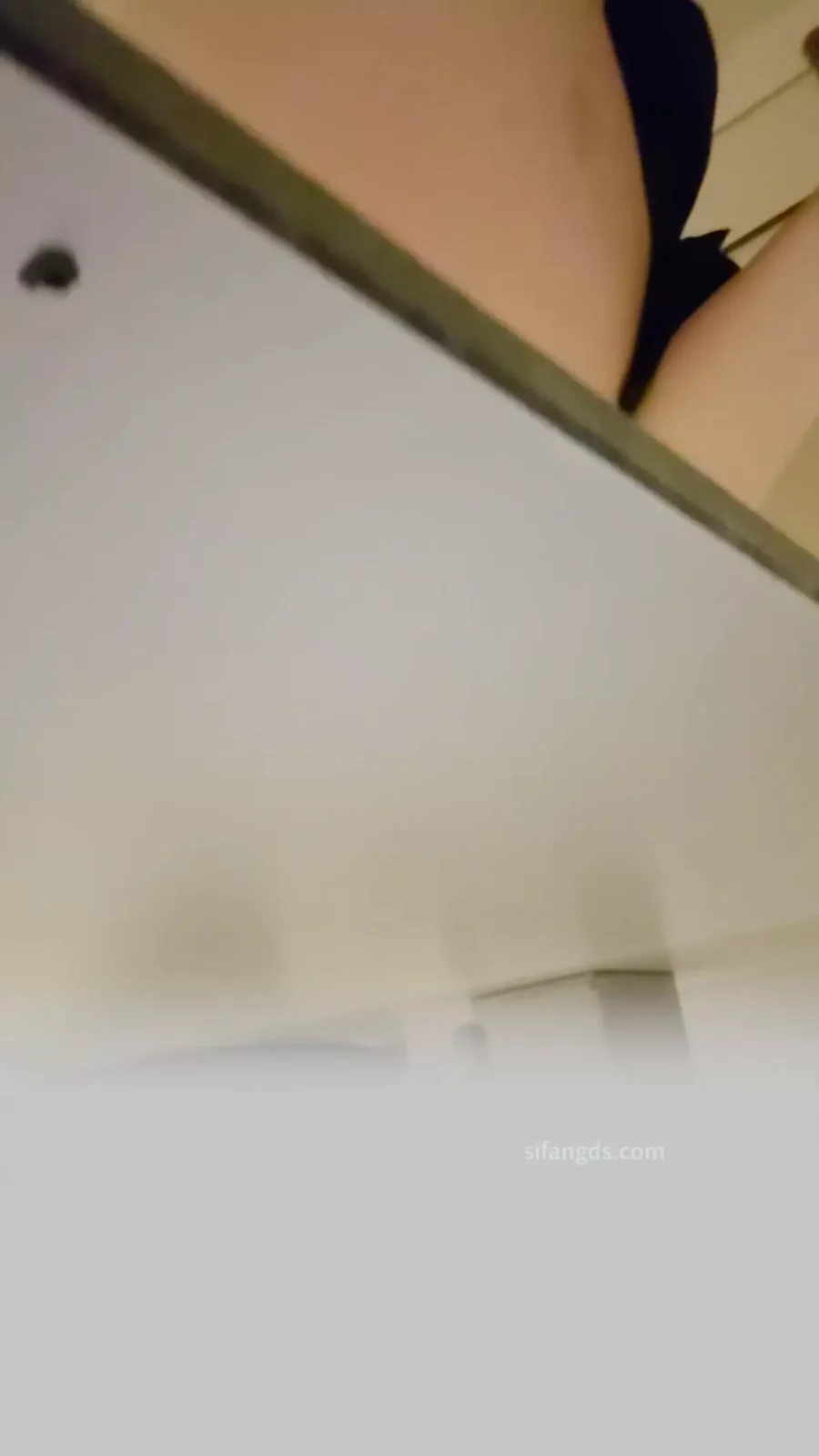 Screenshot 3 from トイレで蕩ける女子大生!極上マンコで魅せる秘蜜