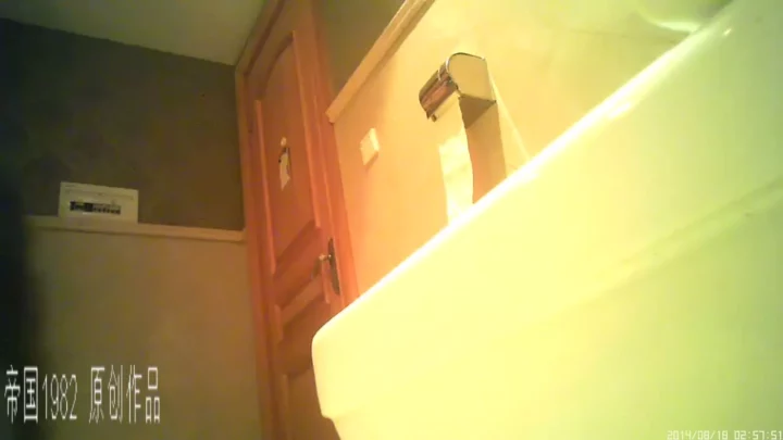 Screenshot 1 from 中国ナイトクラブ盗撮：個室トイレの密会