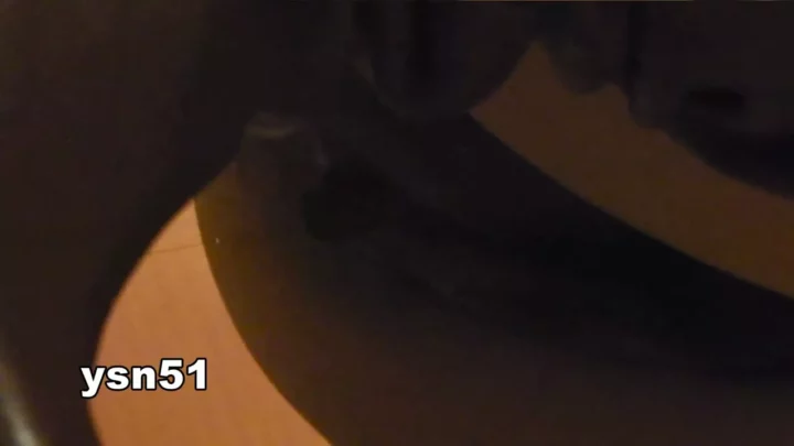 Screenshot 3 from 世界の射窓から：男たちの熱い妄想が爆発する瞬間