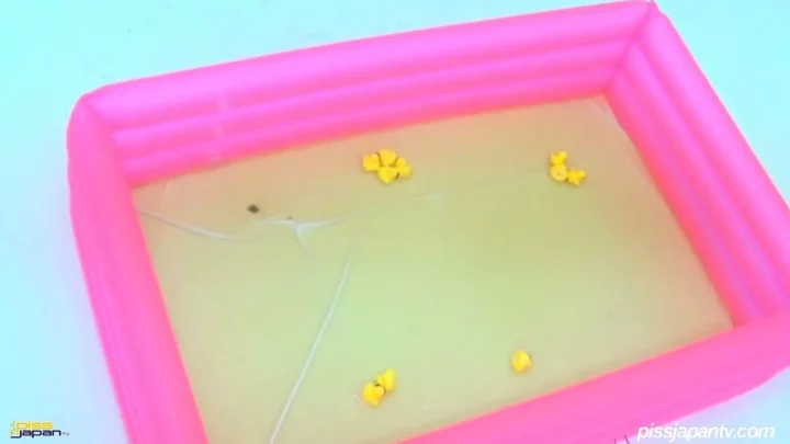 鼻をつまんで限界突破！潮吹き絶頂の快感 のスクリーンショット 2