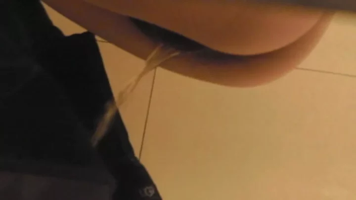 Screenshot 3 from 世界の射窓から：男たちの熱い視線と欲望の記録