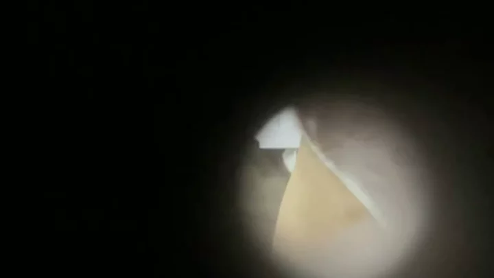 Screenshot 3 from 中国の公共トイレで隠し撮り！覗き見された美女の無防備な姿