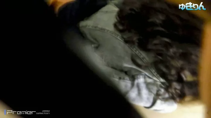 Screenshot 1 from 禁断の覗き見！高画質で捉えた濃厚な情事