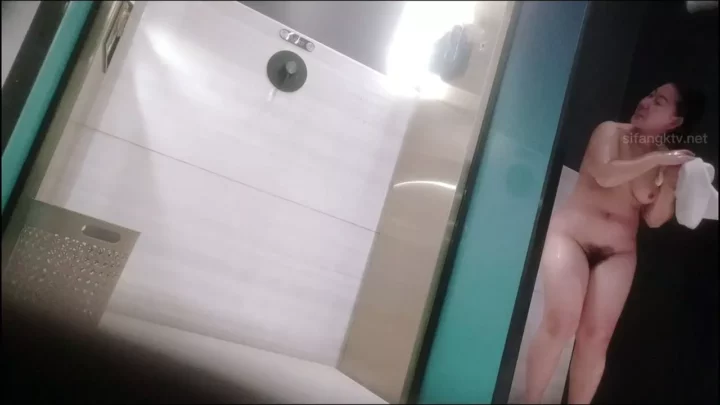 Screenshot 3 from 覗き見の悦楽!シャワーを浴びる美女の無防備な姿