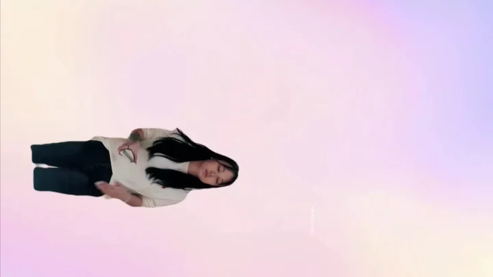 高級オフィスビルに潜入！新卒美女のトイレ隠し撮り のスクリーンショット 2