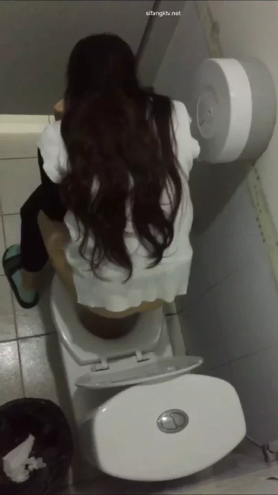ベトナムのホテル、隠し撮りトイレの秘密 のスクリーンショット 4