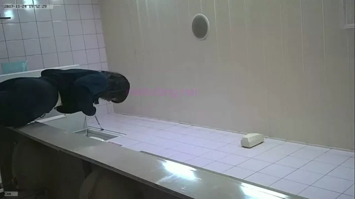 台湾ダンス学院の美少女たち！隠し撮りトイレ盗撮15連発 のスクリーンショット 10