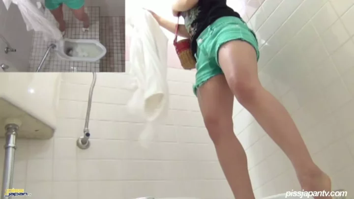 トイレまで我慢できない!美女の限界寸前お漏らし のスクリーンショット 3